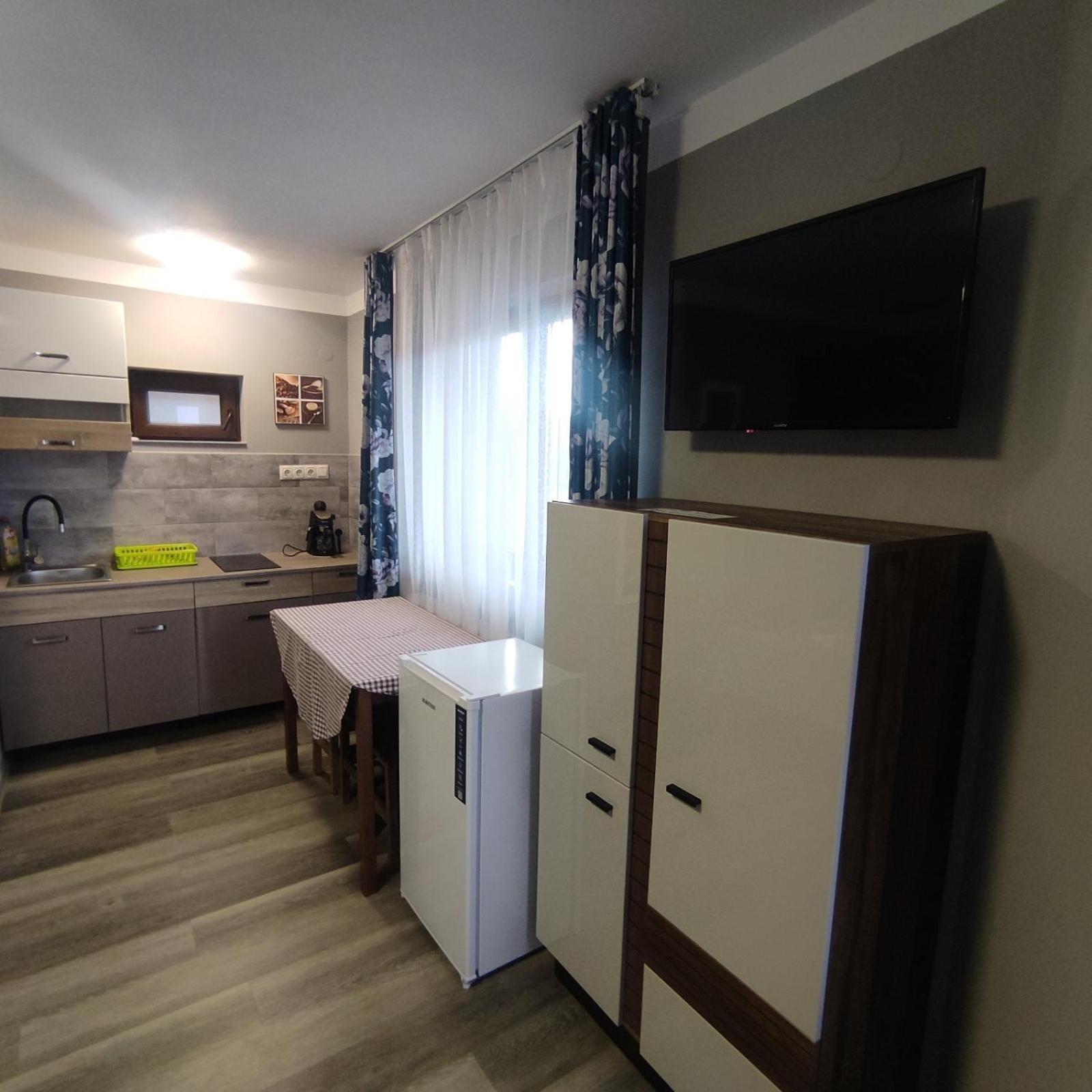 Kovacs Guesthouse Praid Luaran gambar