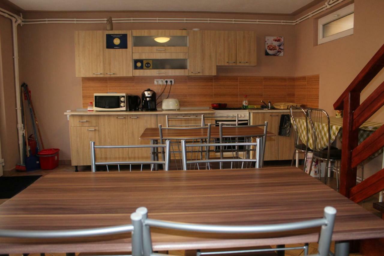 Kovacs Guesthouse Praid Luaran gambar
